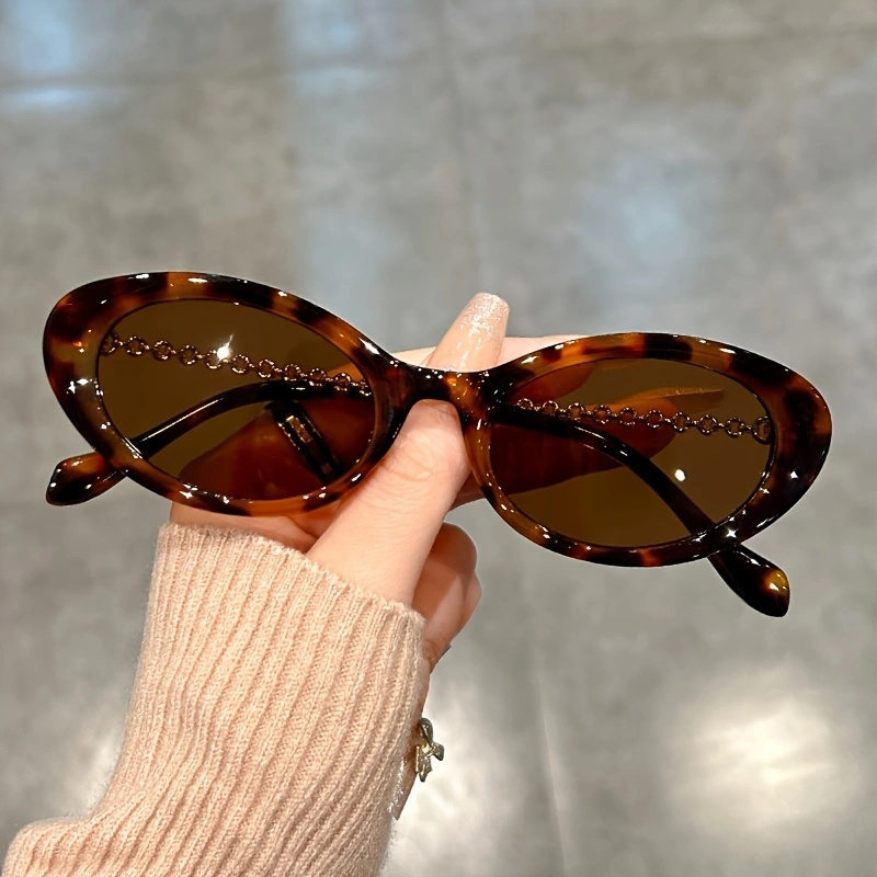 Cat Eye Sunglasses Oval Metal Frame Brown color 90s Vintage Oval Cateye Sunglasses. Womens Transparent Brown  main image 4