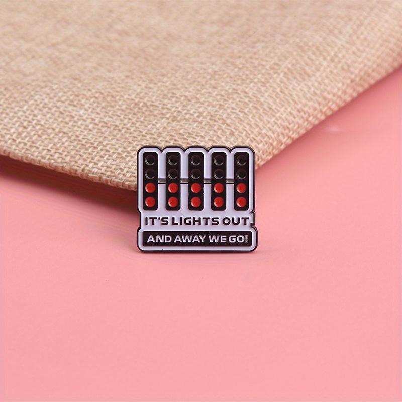A Humorous And Badges Hat Reading " , Be Alone", Ideal For Clothing And Backpacks, A Perfect Gift For Halloween Parties And Holidays
