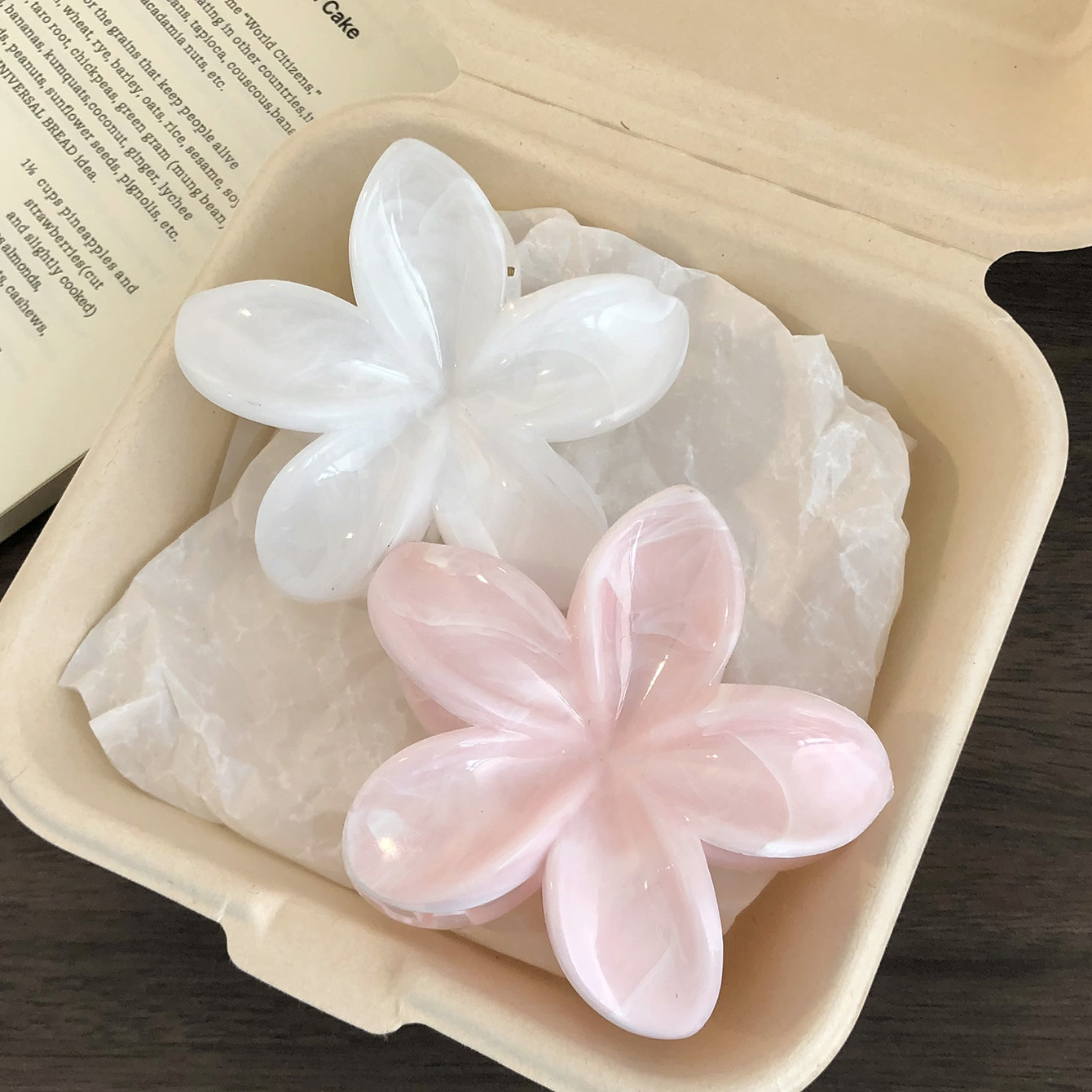TEMU 2pcs Colorful Ink Wash Pattern Smudged Plumeria Hair Claw Clips For Women, Fashionable And Elegant Style Half-up Hairstyle Hairpin For The Back