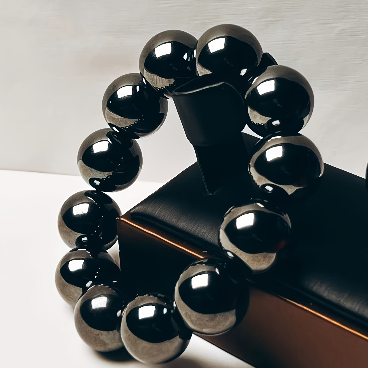 E-shop 17 mm natürliche Obsidian--Rundperlen-Glücksarmband, Schmuckperlenstrang, Gebetsperlen, Autoanhänger, Autodekoration, Glücksperlenstrang,