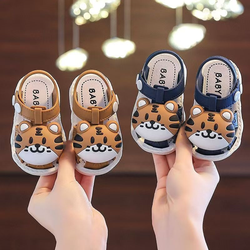 Infant Cartoon Tiger Sandals for Boys and Girls - Summer 2024 Soft Sole Anti-Slip Toddler Walking Shoes with Buckle Closure, Low Top, PVC Upper, Sole and Insole - Baby Protective Toe Cap Sandals