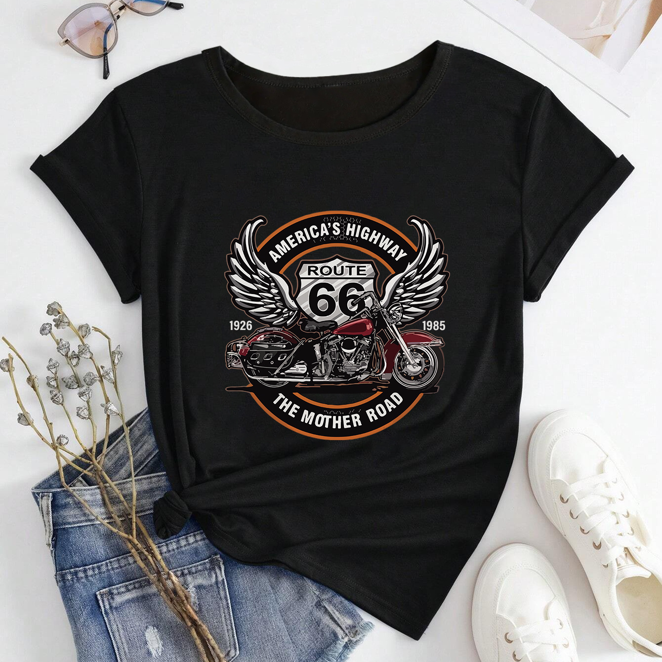 

T-shirt imprimé de moto [1pc] pour femmes, col rond décontracté, manches courtes, tissu en polyester tricoté avec légère extensibilité, motif alphabétique, coupe régulière, pour /été