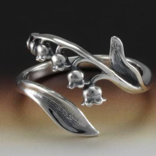 photo de l'article bague ouverte vintage vieillie de valée pour les déplacements quotidiens des femmes, , lambiance niche, , bague personnalisée