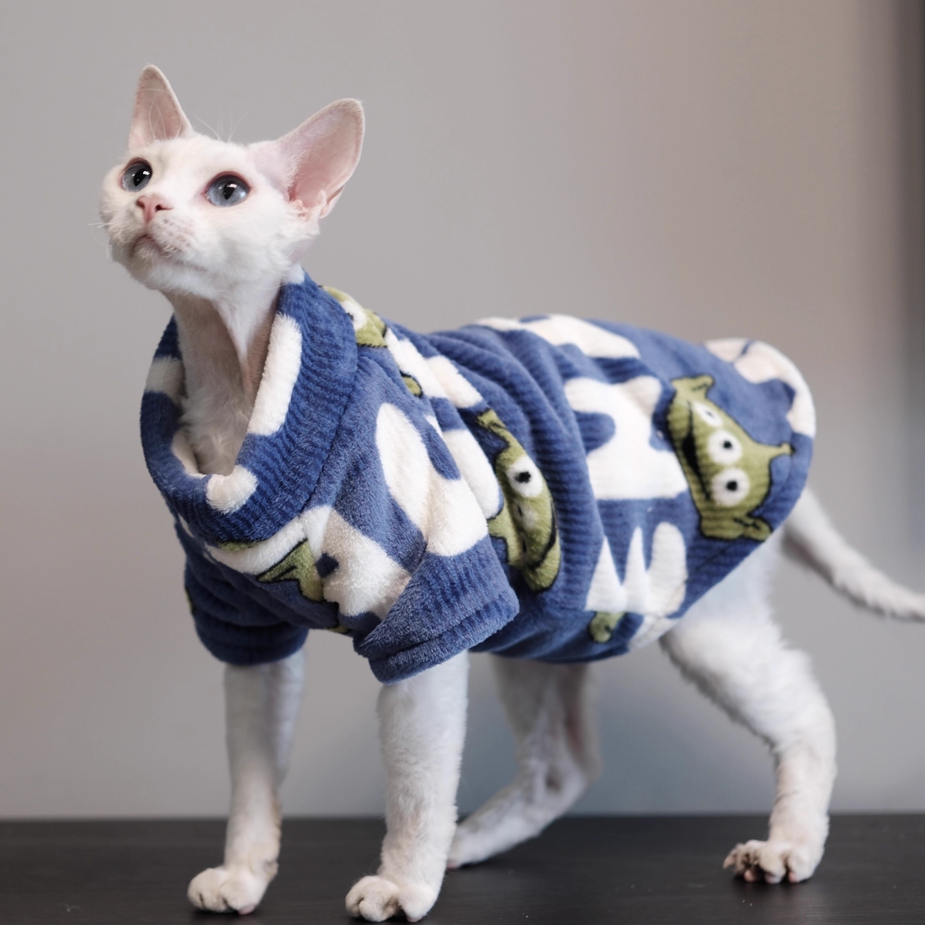 Warm Coral Velvet Hairless Cat Clothes Winter Sphynx Vest Turtleneck Kitten Clothing Puppy Costume Pet Additions Gatitos