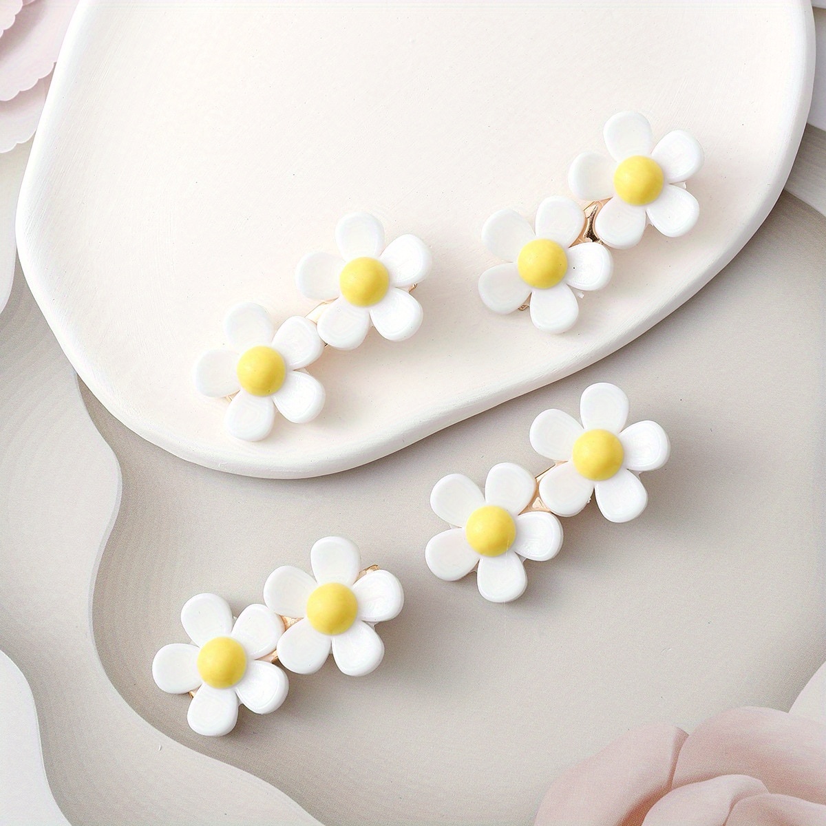 4pcs Korean Hair Clips Set Floral & Pearl Barrettes Gift For Women