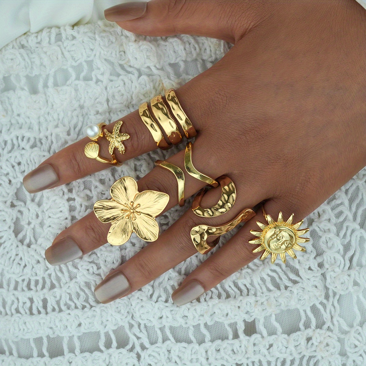 Image of 6pcs Women's Ring Trendy 6pcs Set Golden Starfish Sunflower Ring Stackable Fashion Jewelry For Women Layered Accessories