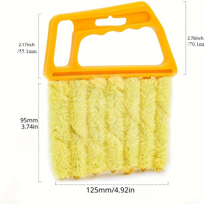 easy clean microfiber blind brush effortlessly dust   panels   ergonomic handle   polyester roller details 4