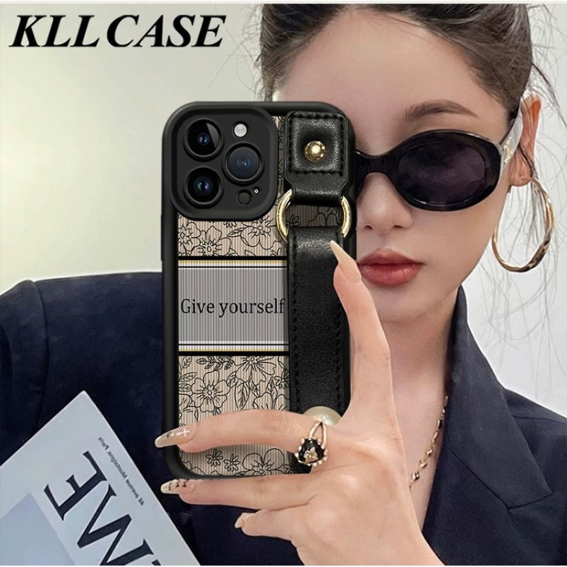 Black Advanced Pearl Wristband Mobile Phone Case Protective Case with Lines and Flowers Soft Shell Anti-fall Fashion, Suitable for iPhone16/16PRO/16Pro Max/15/15Pro/15 Pro Max/14/14PRO/14Pro Max/13/13Pro/13Pro MAX/12/12Pro/12Pro Max/11/11Pro Max/X/XR