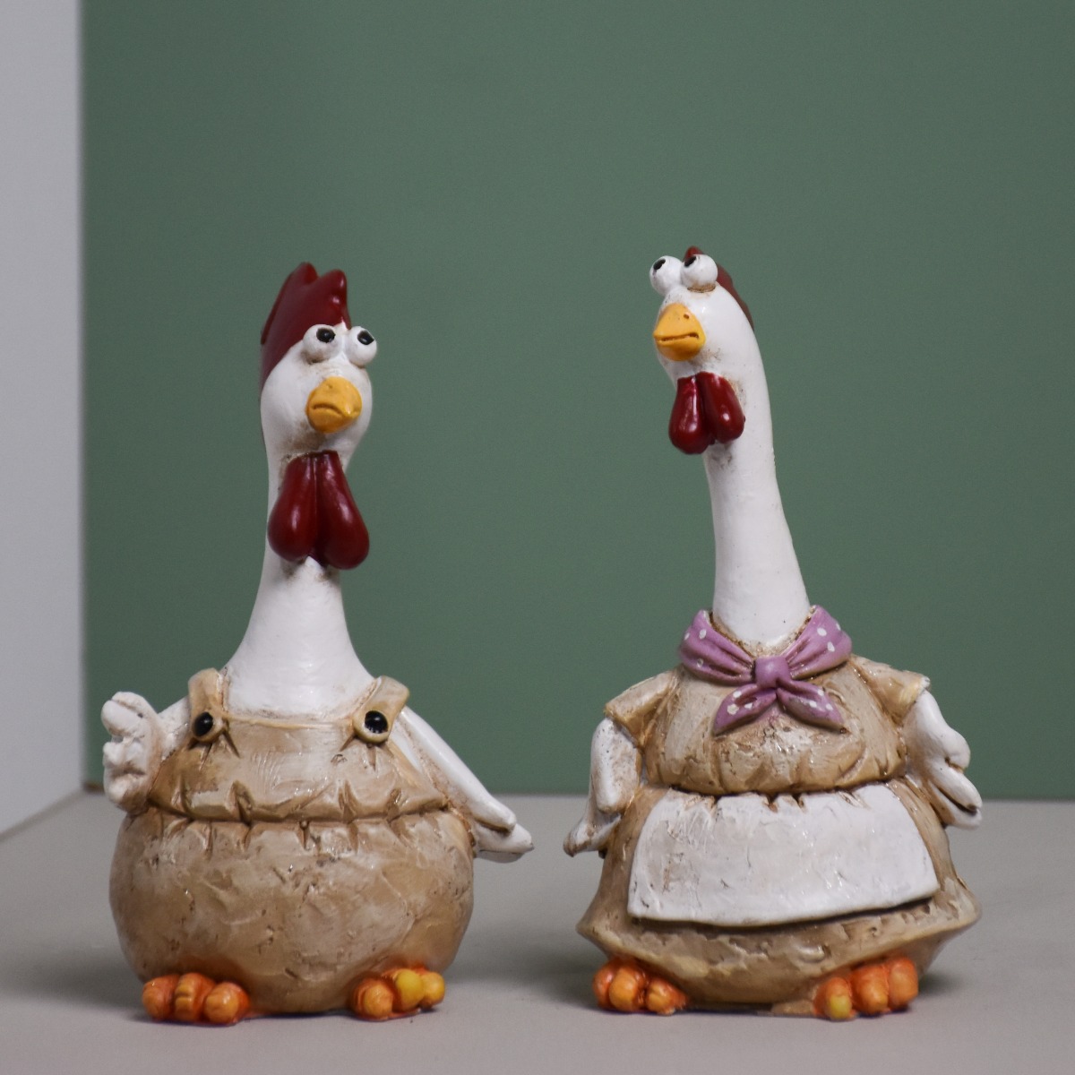 TEMU 2pcs Cute Resin Collectible Figurine, Style Farmhouse Decor, Handcrafted Rooster & Hen Statue For Living Room, Windowsill, Study Desk Ornaments,