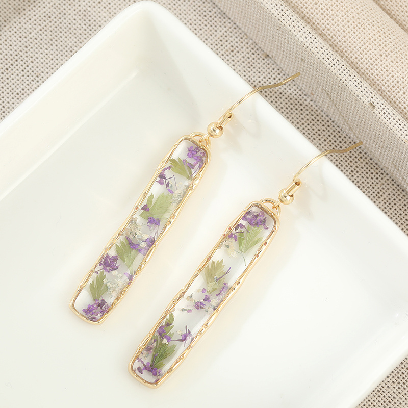 TEMU Pendientes hechos de flores secas apretadas en resina, con diseños florales colgantes, hechos a con dulces flores de , y diseñados como