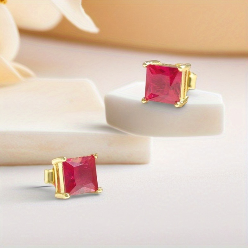 0.5/1 Carat Simple Yet Elegant Princess Square Cut Earrings