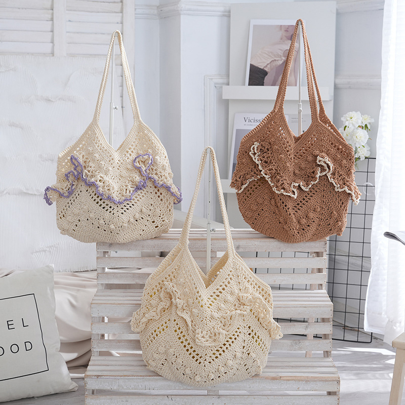 Niche Woven Shoulder Bag for Seaside Vacation