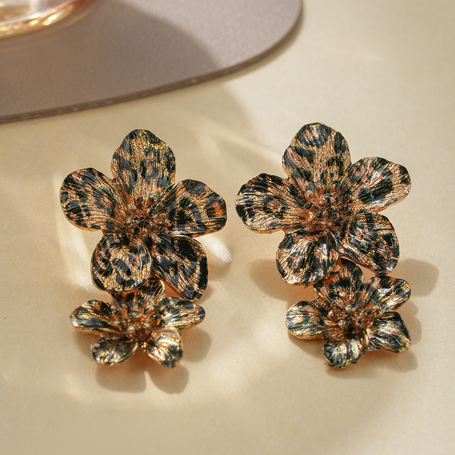 TEMU 1 Pair Bohemian Fashion Versatile Elegant Leopard Print Floral Earrings Suitable For Women' Party Birthday Banquet Gathering Matching Gift For