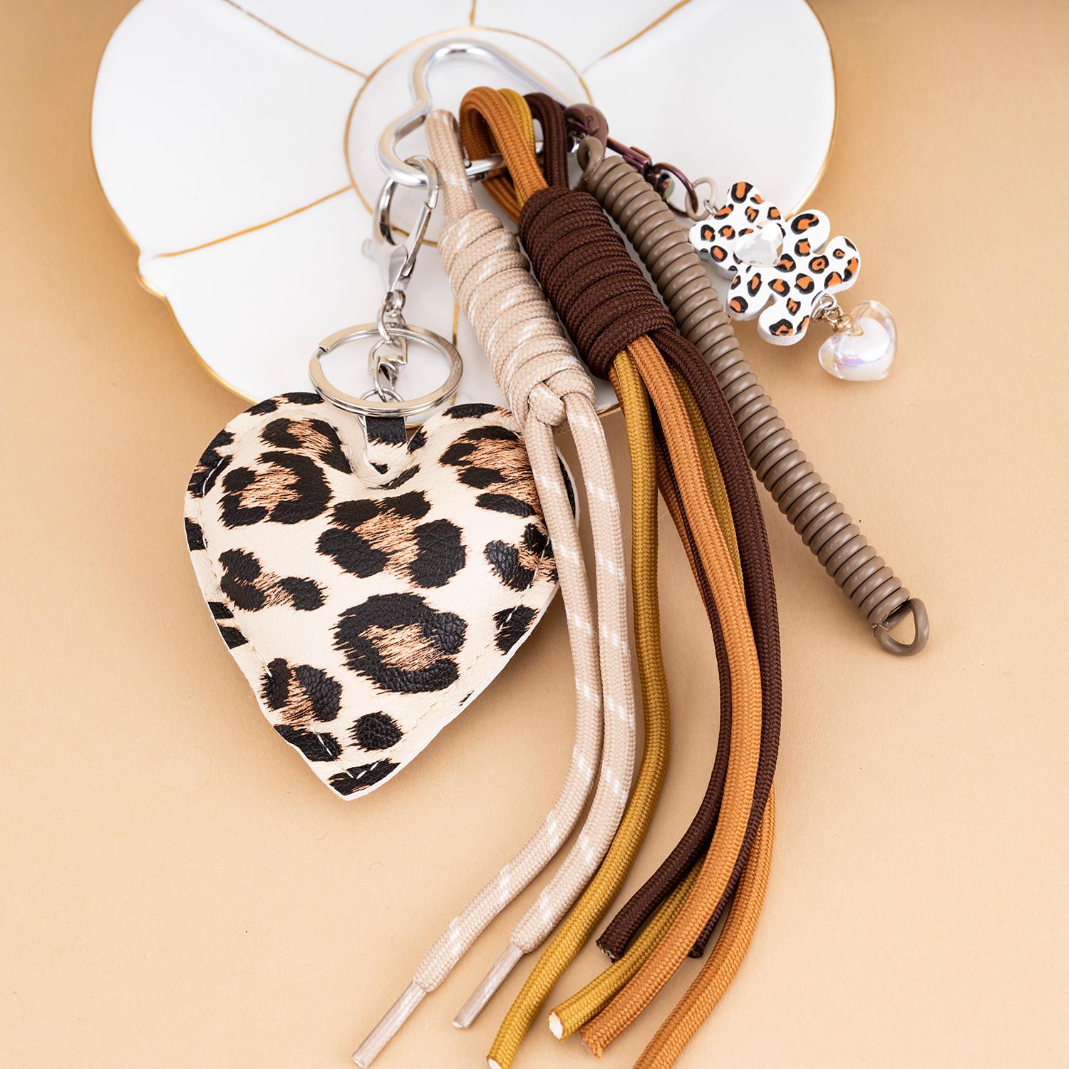TEMU 2d Flat - 2d Plane Faux Leather Heart Keychain Women's Original Luxury Handbag Pendant Luxury Bag Pendant Elegant Commuting Casual Mother's Day