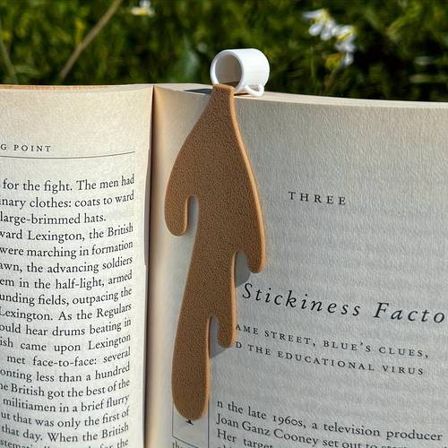 2pcs leather coffee cup shaped bookmarks elegant durable page markers non electric gift for readers with stylish design cute bookmarks