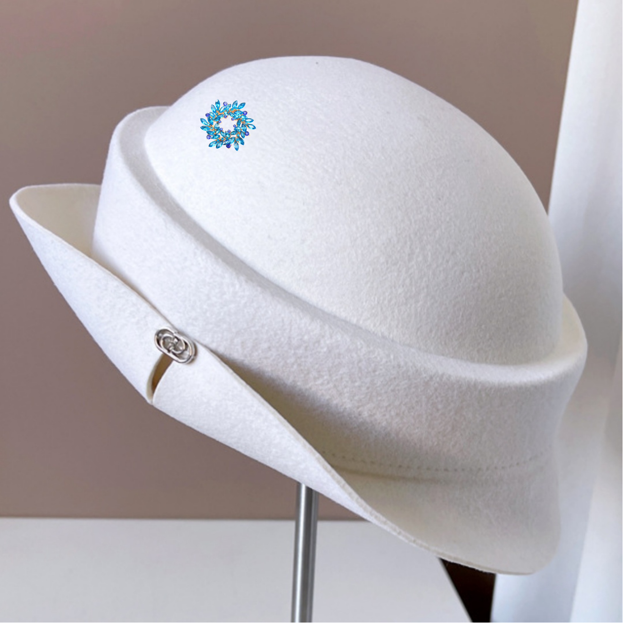 E-shop Retro Glitzerende Girlanden-Brosche für Damen, stilvolles und elegantes Mode-Corsage, einzigartiger Design-Anstecker für Anzug-Ergänzungen