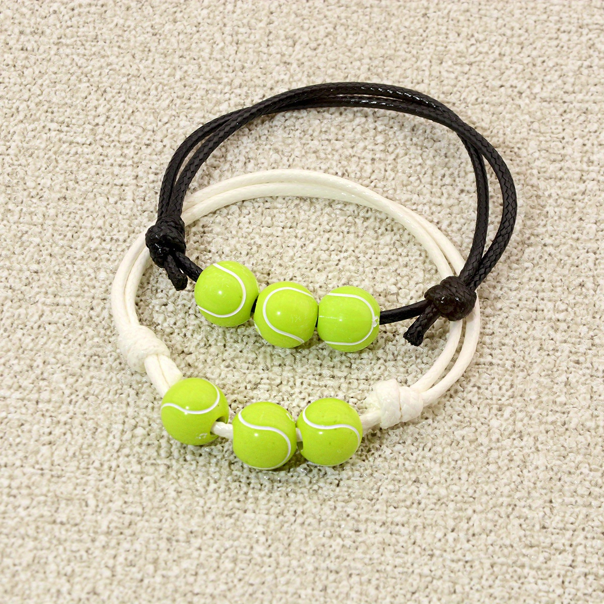 E-shop 2-teiliges Sport-Tennis-Charm-Armband-Set, Acrylperlen mit Wachsband-Geflecht, verstellbar, Unisex, Geschenk für Sportbegeisterte, geeignet für