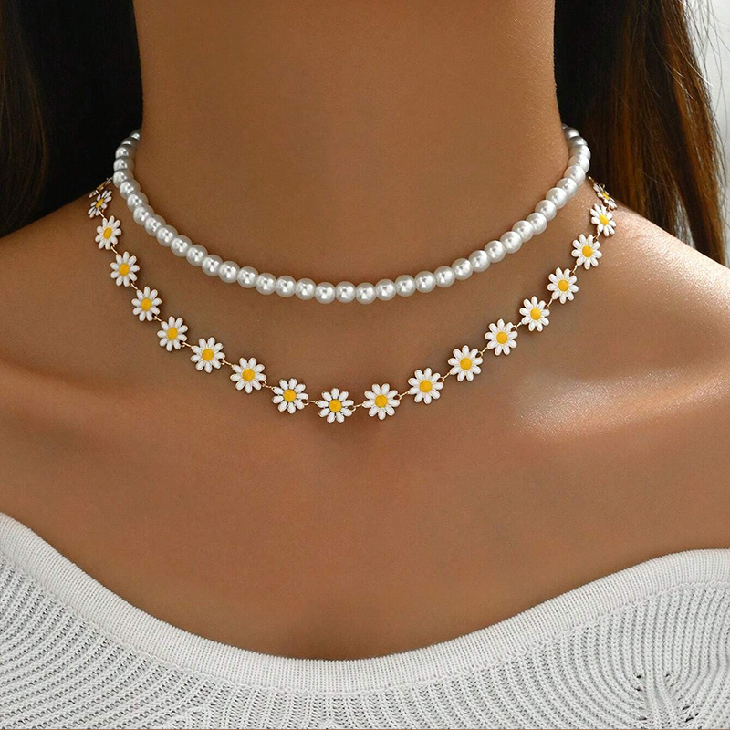 TEMU 2pcs White Daisy Bead Necklace, Creative And Fashionable Versatile Flower Chain Style Multiple Layered Necklace Set, Women's Fashionable Chain