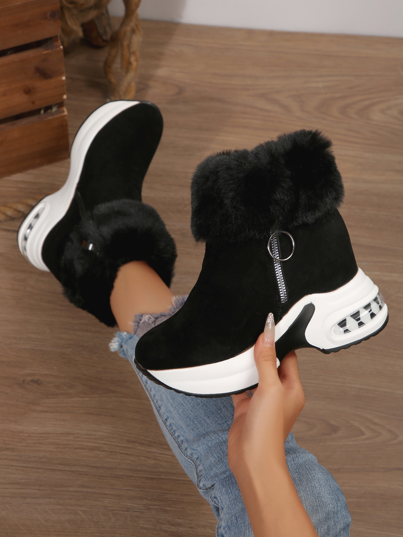 女士冬季保暖雪地靴，侧拉链设计，内衬抓绒 - 厚底坡跟，棕色/白色/黑色/灰色 - 防滑PVC鞋底，冷天、雪地及冰面缓震鞋垫 - 韩式冬季鞋，适合日常与正式装扮