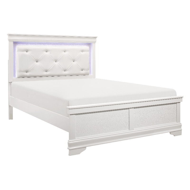 Classic Style Queen Bed with White End, Featuring Button-Tufted Upholstered Headboard And Faux Alligator Patterned Panels