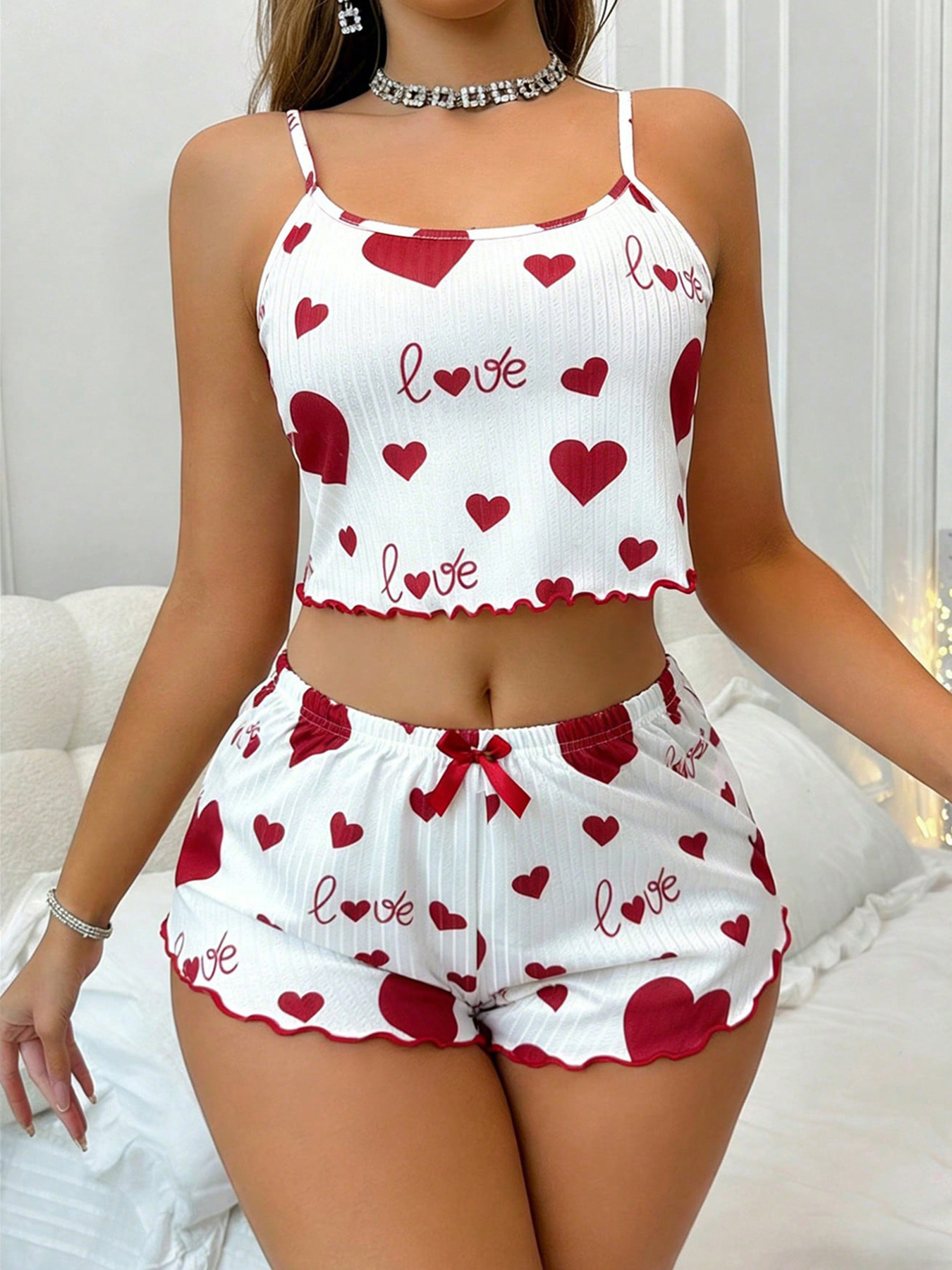 Ladies' White Base Chain Red Heart 'Love' Letter Printed Wavy Edge Camisole And Shorts Casual Sweet Chain Pajama Set