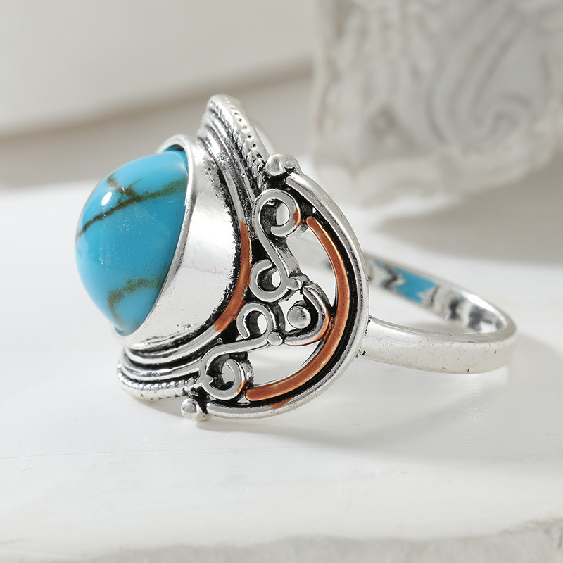 Bohemian Style Turquoise Pattern Carved Hollow Ring