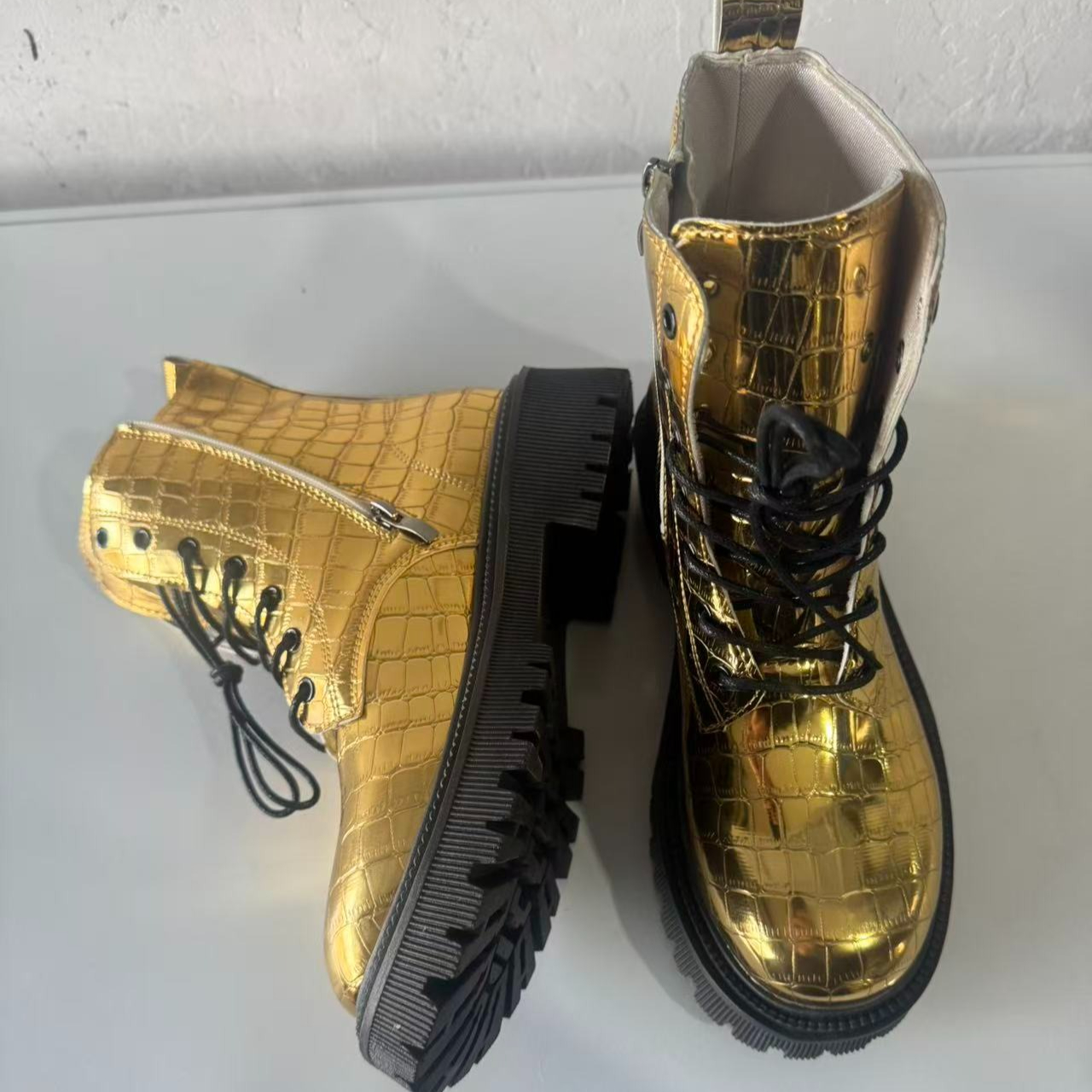 TEMU 1 Pair Of New Women's Crocodile-patterned Stylish, Elegant, Sexy, And Unique Round-toe Ankle Boots With Side Zippers, Featuring A Thick Platform