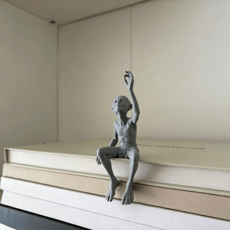 TEMU Popular Fantasy Creature Display Stand Sculpture, Gray Ornament, Suitable For Bookshelf Display; , Ideal For Unique Apartment Sill Rack; Game