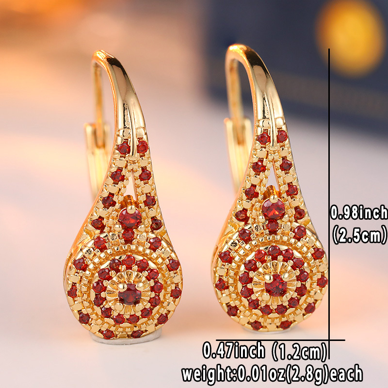 Ladies' Retro Palace Style Circular Earrings