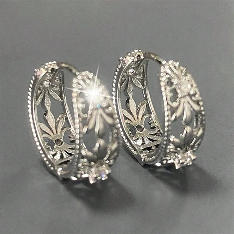 Image of Stylish And Synthetic Zirconia Hollow Flower Circle Earrings For Women, Perfect For Banquets, Everyday Wear, Vacations, And As Gift Additions