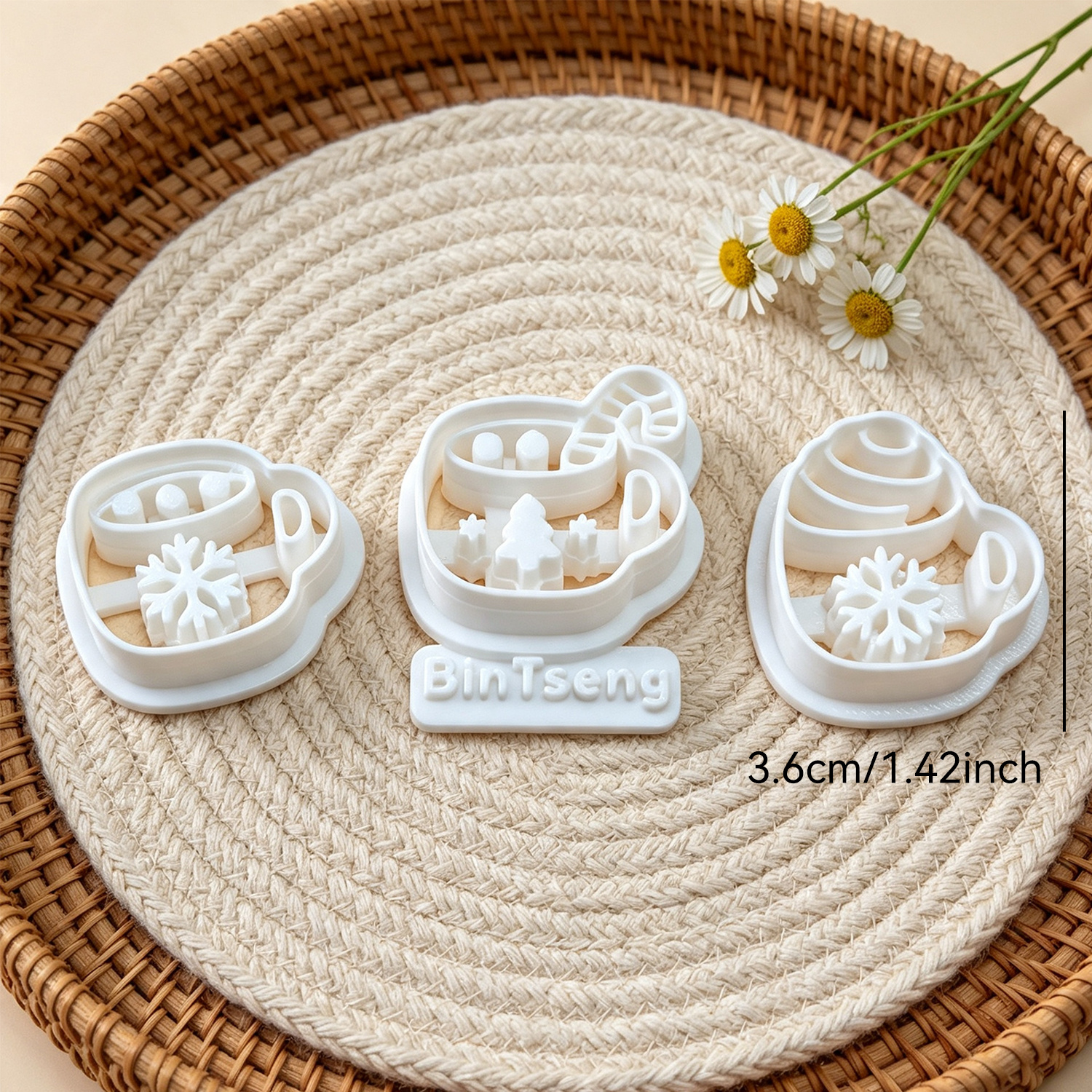 TEMU 4pcs Christmas Cup Theme Polymer Clay Cutters, Mug Clay Molds, Suitable For Beginners, Diy Crafting And Jewelry Making Tools For Spring Summer
