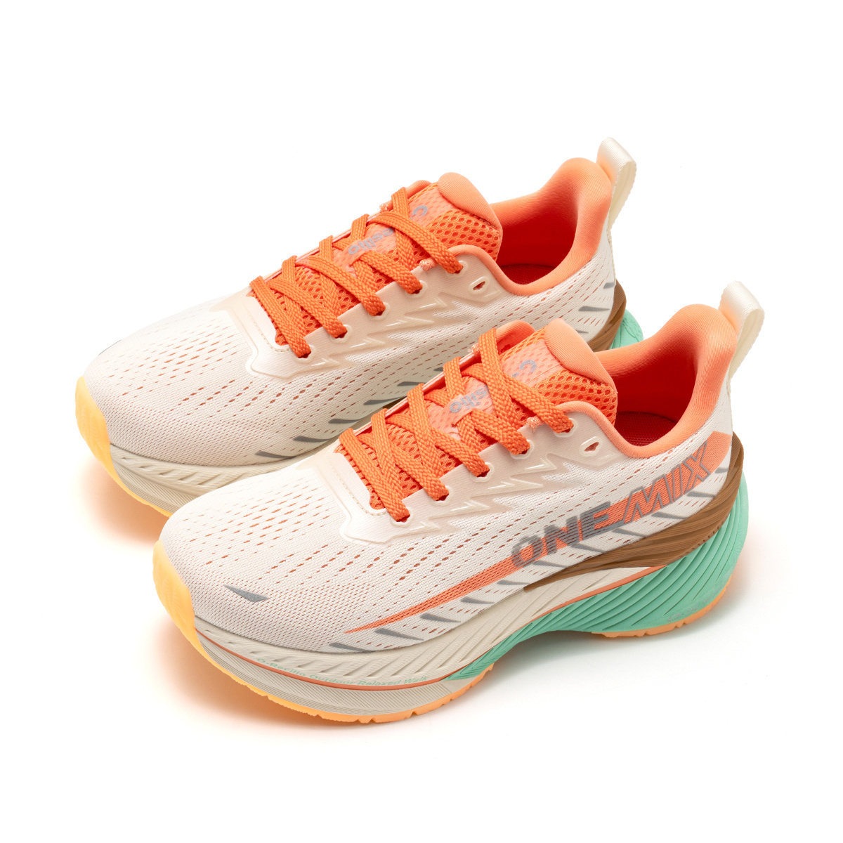 Stylish Lightweight Running Shoes with Elevated Cushioned Sole for Enhanced Comfort And Impact Absorption