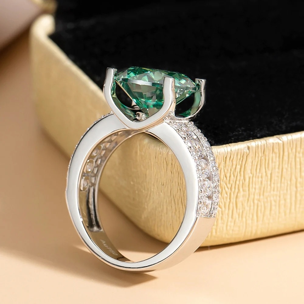 3/5/10 Carat S925 Silver Green Synthetic Moissanite Ring