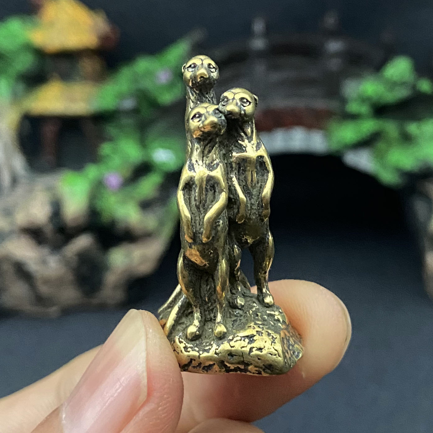 E-shop Meerkatzenfamilie Massive Messing Figur Ornament Kreative Heimdekoration Büro Schreibtisch Ornament Weihnachtsgeschenk für Kollegen für wohnung