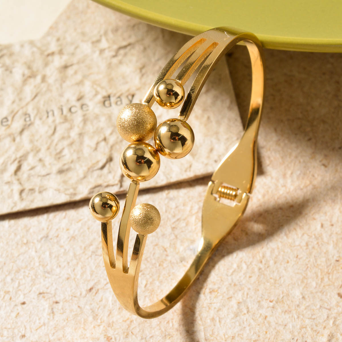 Image of 1 Lady-sized Bead Design Stainless Steel Bracelet Retro Unique Jewelry Suitable For Daily Party Wear Holiday Gift