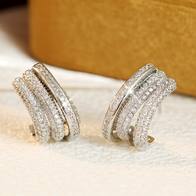 Women's Multi-Layer Curved Synthetic Zirconia Half Hoop Stud Earrings