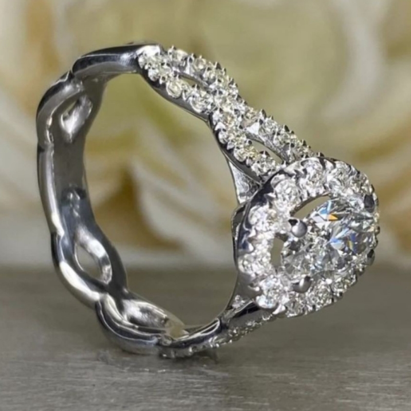 Exquisite Shiny Zirconia Flower Engagement Rings