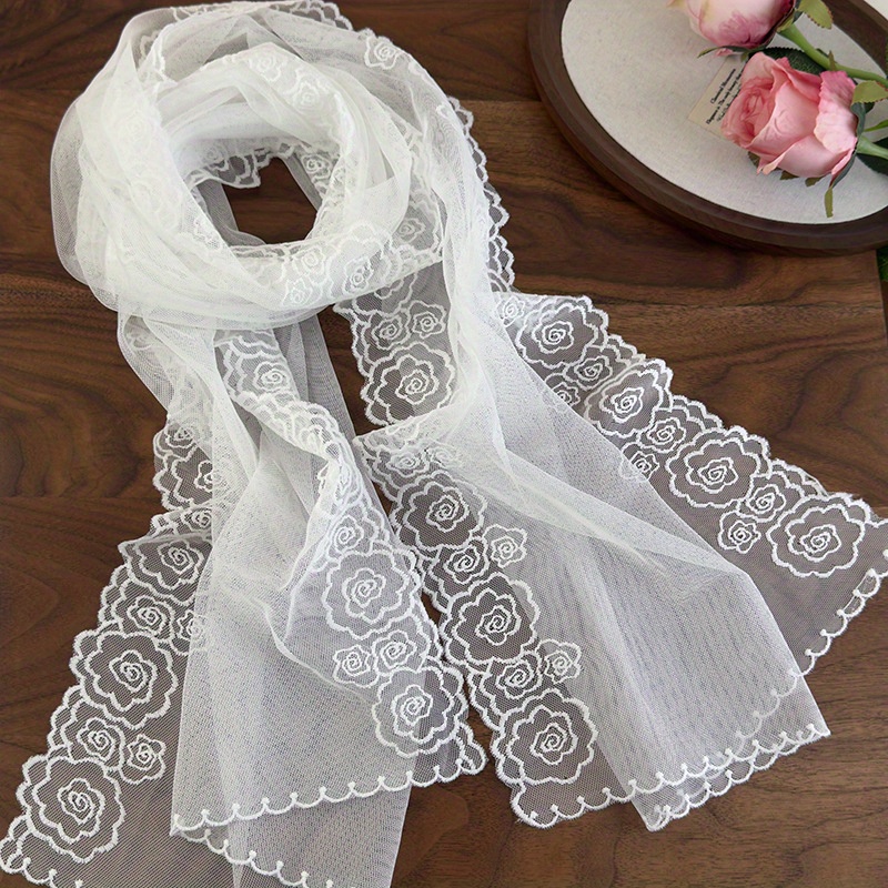 E-shop Damen Weißer Spitzen-Rosen-Jacquard-Schal – Elegantes elastisches Halstuch & mit botanischen Rosen, atmungsaktiv für lässige oder elegante