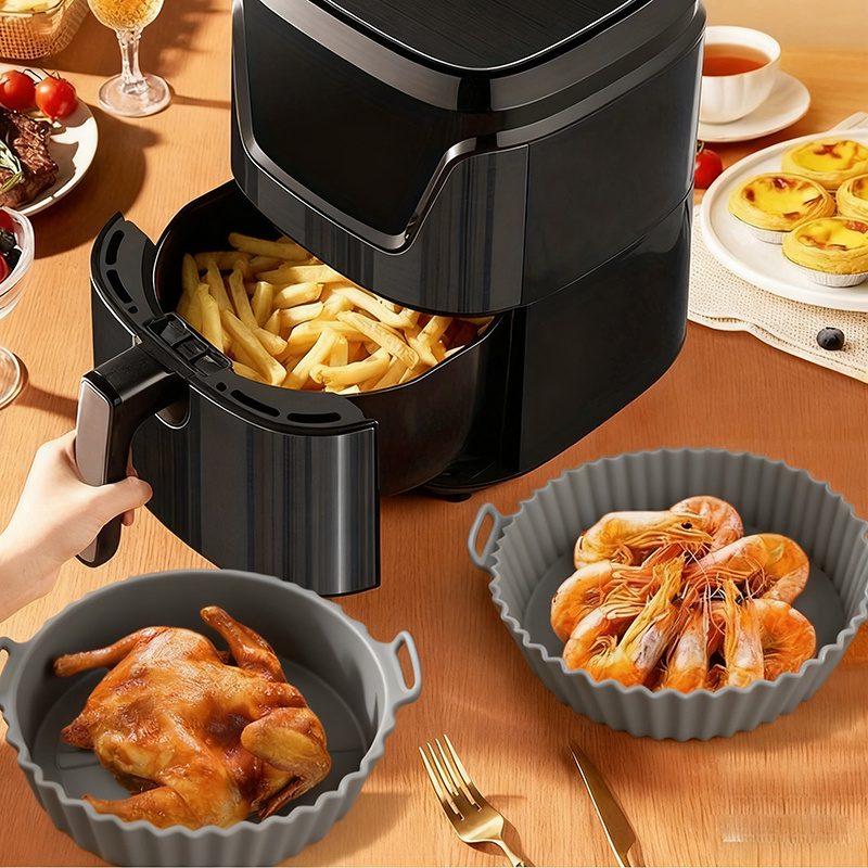 7pcs Baking Set for Air Fryers: Includes 6 Non-Stick Liners in Various Sizes And a 7-Hole Cake Mold with Scalloped Edges, Easy to Clean And Reusable – Ideal for Air Fryers, Ovens, And Microwaves – a Must-Have for Your Kitchen