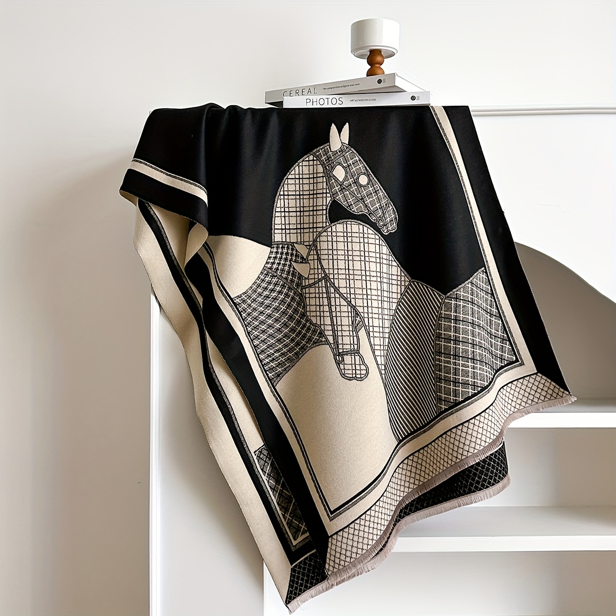 TEMU 英国風スカーフ、柔らかく暖かい、リバーシブル、馬柄、シンプルでおしゃれ、日常のお出かけやカジュアルな集まりに最適