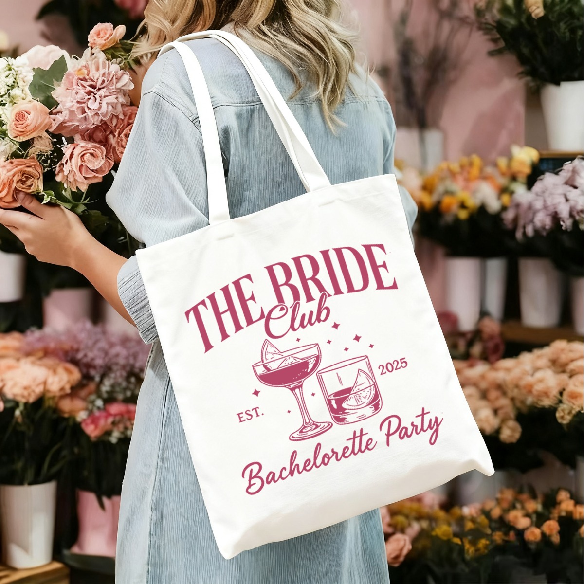 E-shop 1 Stück Damen Tragetasche für Junggesellinnenabschiede, mit weißem Canvas-Material und 'The ' Aufdruck. Sie ist leicht und , was sie zu einer