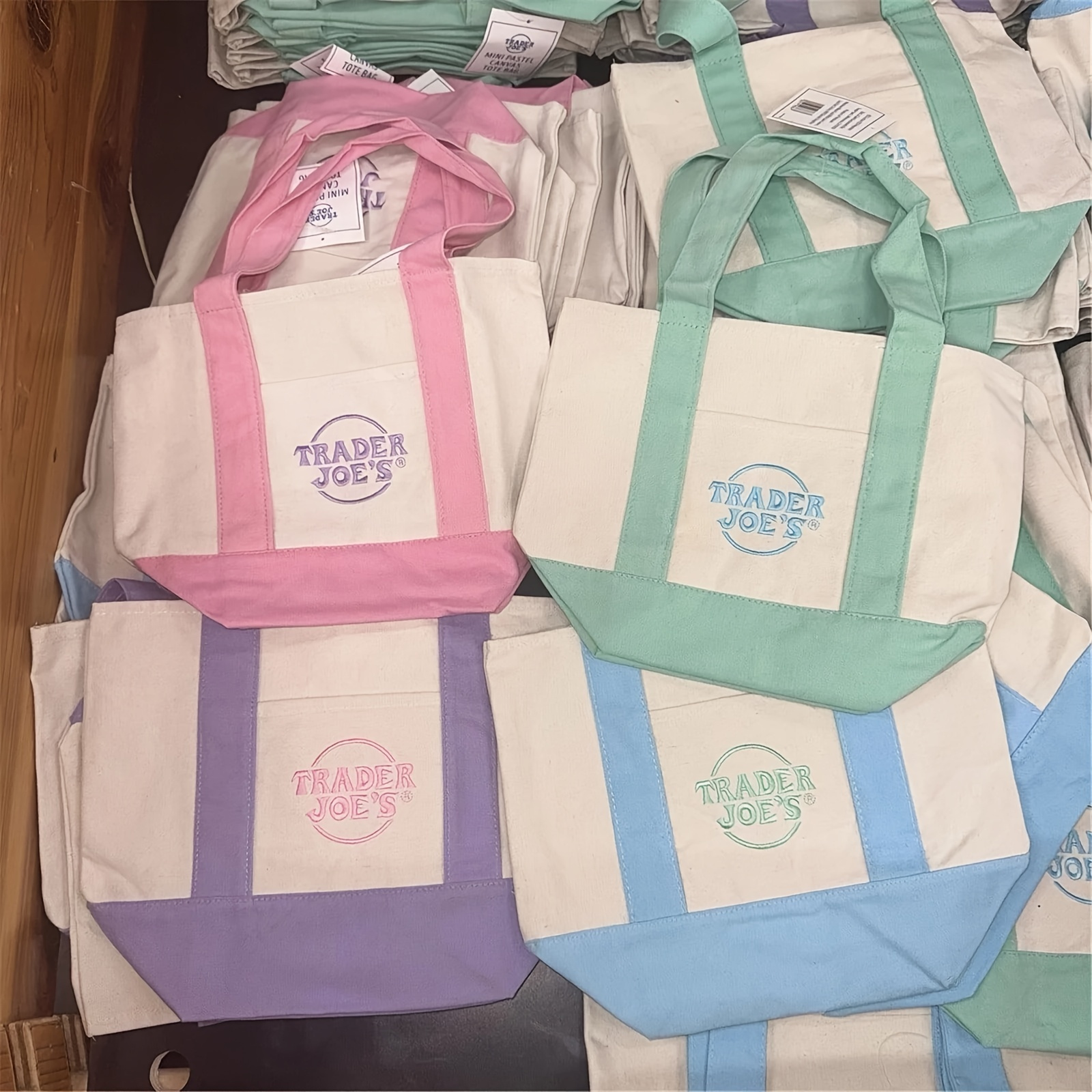 mini tote bag sold on Temu United States
