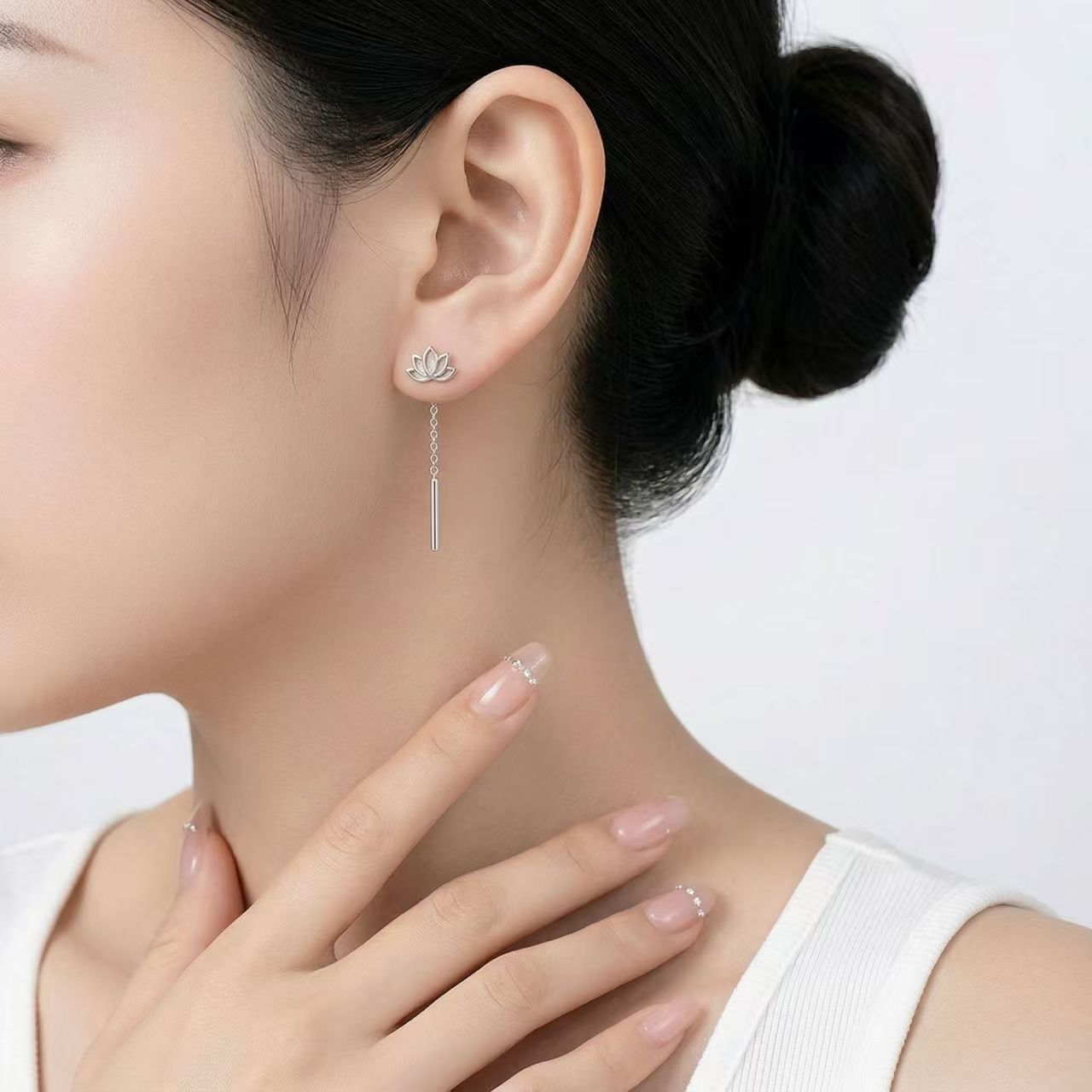 TEMU A Pair Of Steel Women's For Lotus Tassel Earrings - A Stylish, Dangling Design Hypoallergenic, Suitable For Women' Wear And Festive Celebrations