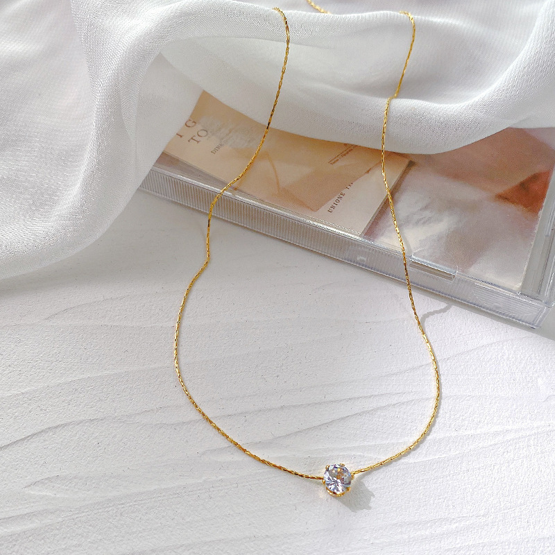 Women's Elegant Round Synthetic Cubic Zirconia Necklace