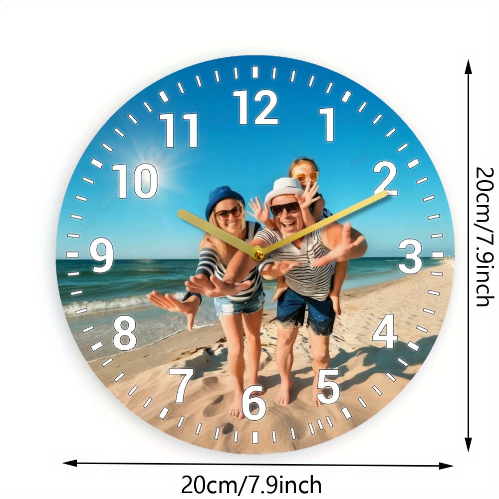 TEMU Horloge Murale Personnalisée 1 pièce, Impression 2D Côtière Moderne Bleue et Blanche avec Photo Personnalisée, Silencieuse , Cadre Rond en Bois,