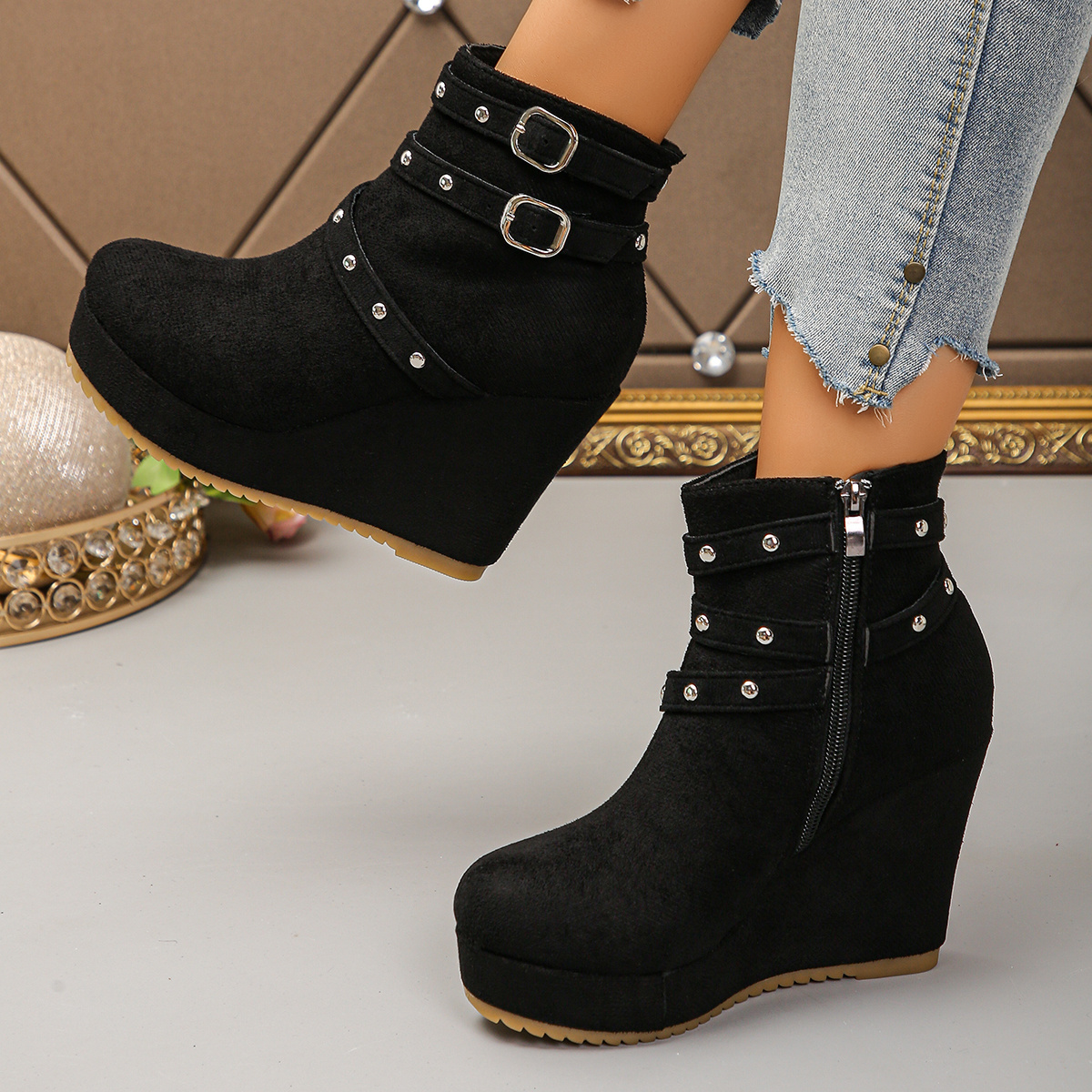 TEMU In 8 Sizes, Women's Ankle Boots And Short Boots Feature Thick-soled Wedge Heels And Zippers. Are Stylish High-heeled Shoes For Autumn And Winter