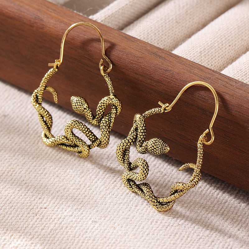 TEMU Pendientes circulares huecos tallados con exquisito de serpiente vintage, joyería versátil diaria de cobre a personalizada, un regalo ideal para