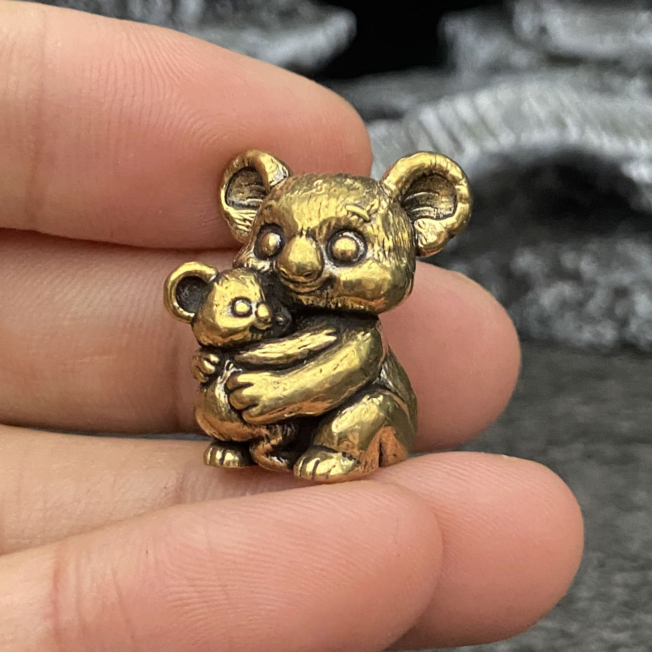 TEMU Statues de koala mère et de petit, en laiton vieilli, sculpture de bureau, ornement , décoration bureau, niche, cadeau créatif