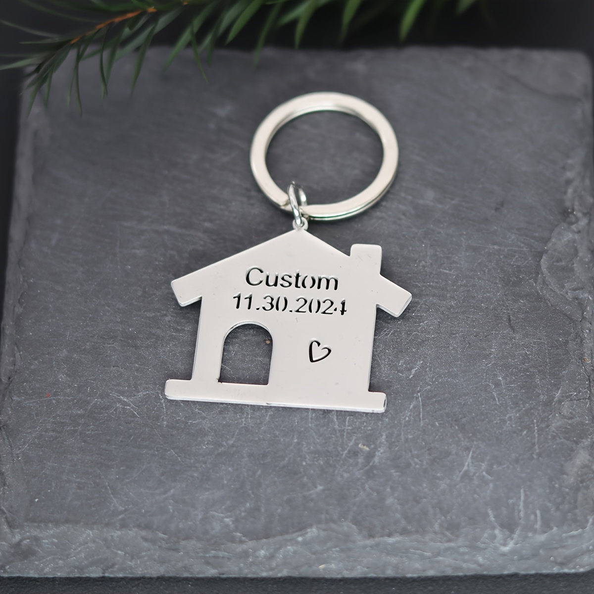 TEMU Customized Name And Date Keychain Made Of Stainless Steel, Perfect For Gifts, Suitable For Couples And Families