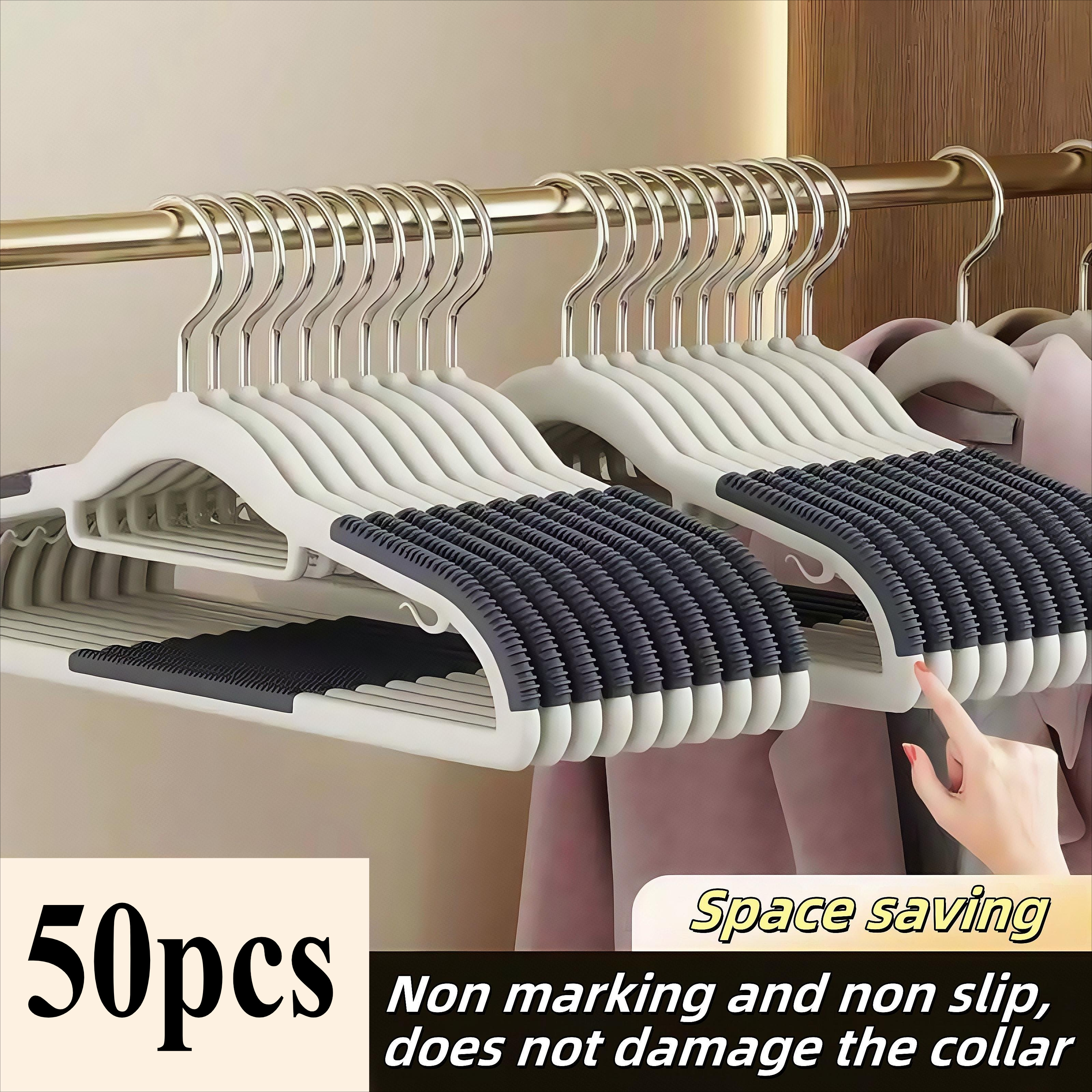 E-shop 50 robuste Kunststoff-Kleiderbügel, die rutschen verhindern und mit drehbaren Haken ausgestattet sind. Diese ultradünnen, langlebigen Organizer